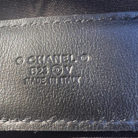 ❤️‍🔥CHANEL❤️‍🔥 BLACK QUILTED NEW CC LOGO GOLD BUCKLE BELT SIZE 80 - Picture 12 of 16